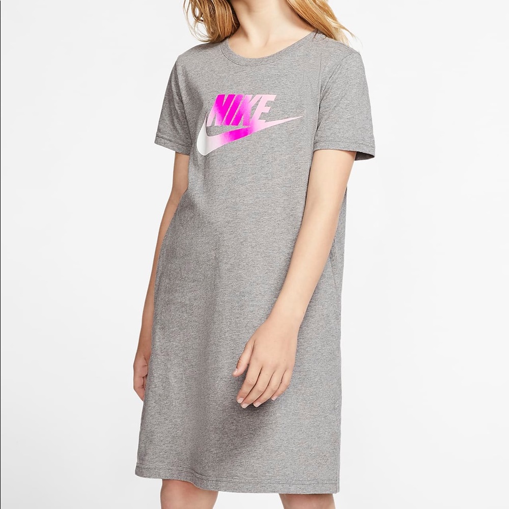 Nike T-Shirt Futura Dress